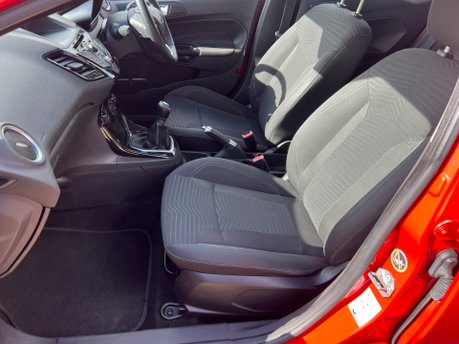 Ford Fiesta ZETEC 9