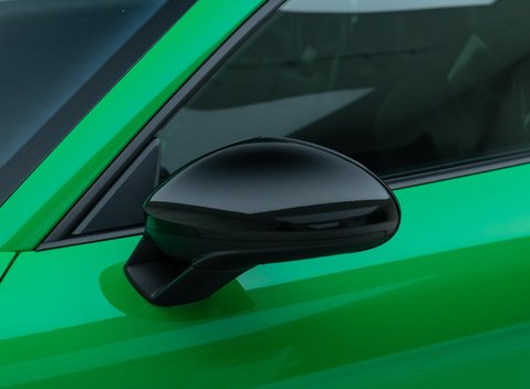 Porsche Cayman GT4 (718) 31