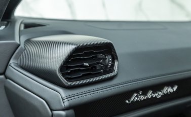 Lamborghini Huracan LP640-4 EVO 18