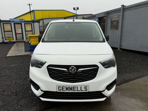 Vauxhall Combo 1.5 Combo 2300 SportIVE TD S/S 2