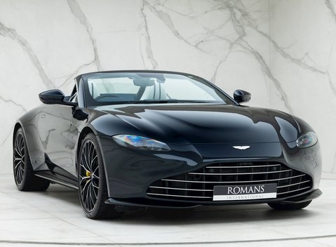 Aston Martin V8 Vantage Roadster 1