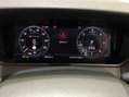 Land Rover Range Rover Velar 2.0 D180 R-Dynamic SE Auto 4WD Euro 6 (s/s) 5dr 43