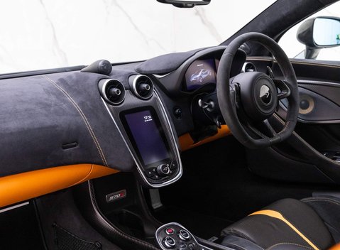 McLaren 570S V8 9