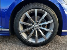 Volkswagen Passat 1.5 Passat R-Line TSi Evo 5dr 15