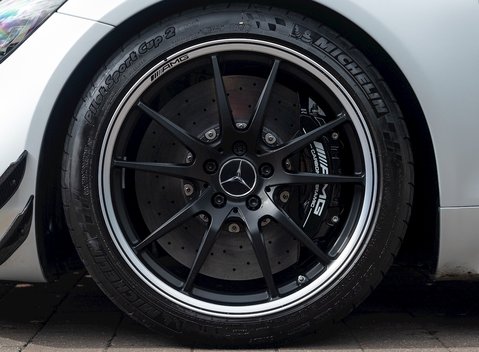 Mercedes-Benz AMG GT R GT R Pro 10