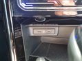 Volkswagen T-Roc R-LINE TSI DSG 37