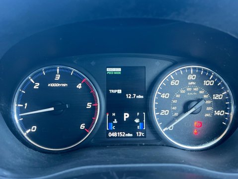 Mitsubishi Outlander DI-D 3 22