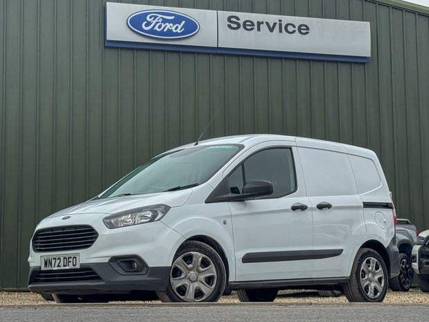 Ford Transit Courier SWB L1H1 Low Roof Trend Air Con EURO 6 NO VAT 1