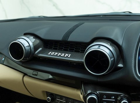 Ferrari 812 Superfast 16