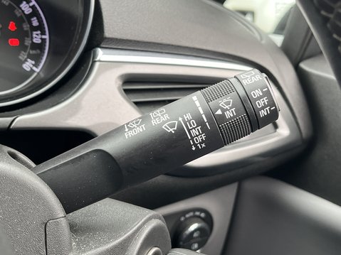 Vauxhall Corsa 1.4 ecoFLEX SE 5dr 24