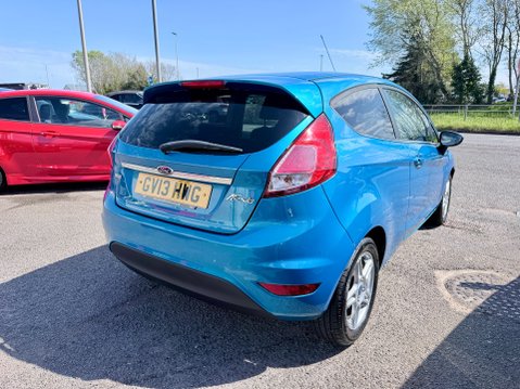 Ford Fiesta 1.0 ZETEC 5