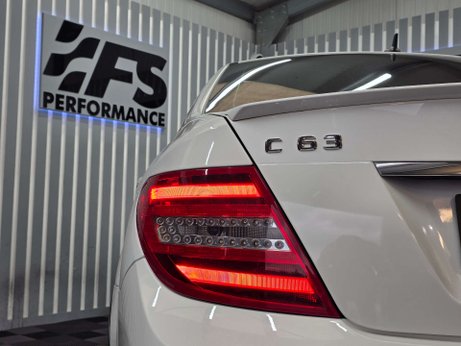Mercedes-Benz C Class 6.3 C63 V8 AMG Saloon 4dr Petrol SpdS MCT Euro 5 (457 ps) 36