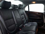 Jaguar XJ 3.0 V6 Sovereign Saloon 4dr Petrol Automatic (249 g/km, 240 bhp) 14