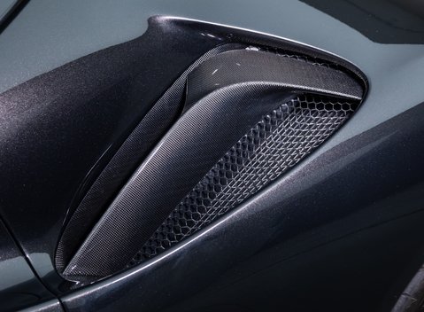 Ferrari SF90 Stradale 33