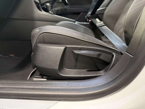 SEAT Leon 2.0 Leon Cupra 300 TSi Semi-Auto 5dr 36