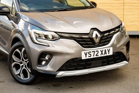 Renault Captur TECHNO E-TECH 10