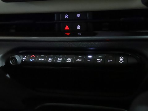 Fiat 600 115kW La Prima 54kWh 5dr Auto 25