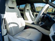 Lamborghini Urus V8 11