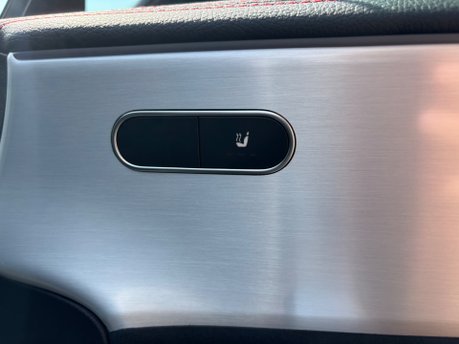 Mercedes-Benz CLA Class 1.3 CLA180h MHEV AMG Line (Premium) Coupe 4dr Petrol Hybrid 7G-DCT Euro 6 24