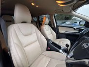 Volvo XC60 2.4 XC60 SE Luxury Nav D5 AWD 4WD 5dr 25