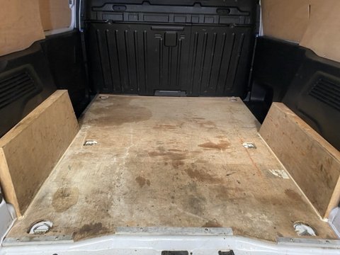 Peugeot Partner BLUEHDI PROFESSIONAL PREMIUM PLUS L1 8