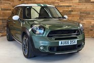 Mini Countryman 2.0 Cooper SD SUV 5dr Diesel Auto Euro 6 (143 ps) 1