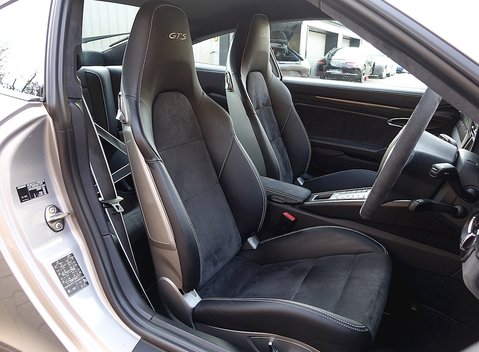 Porsche 911 (991) Carrera GTS 14