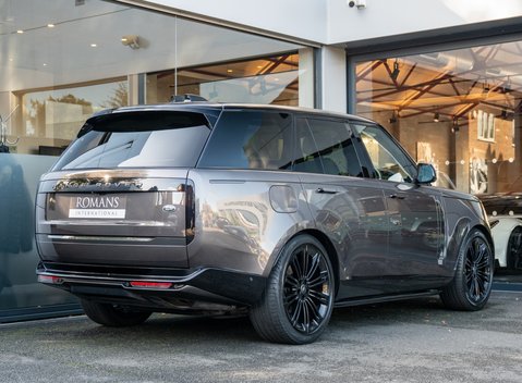 Land Rover Range Rover P400 AUTOBIOGRAPHY 4