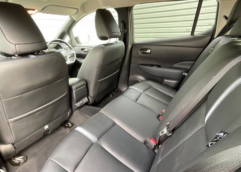 Nissan LEAF TEKNA 14