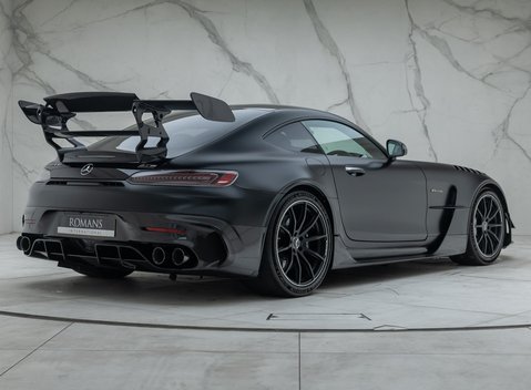 Mercedes-Benz Amg GT BLACK SERIES 6