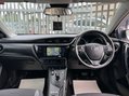 Toyota Auris VVT-I ICON TECH TOURING SPORTS 30
