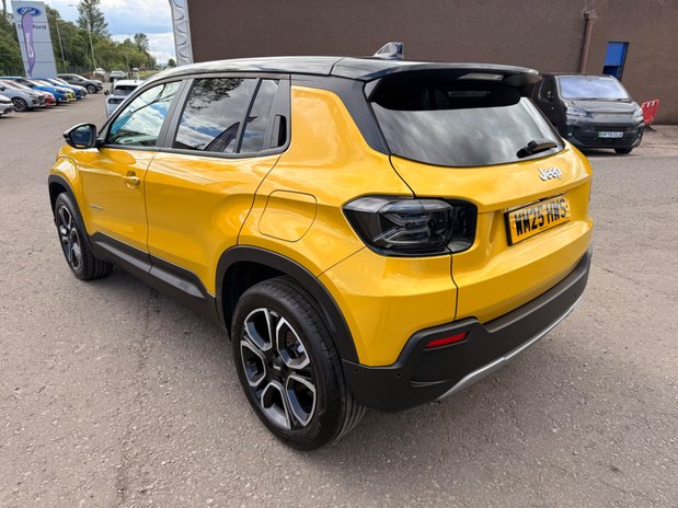 Jeep Avenger SUMMIT 5