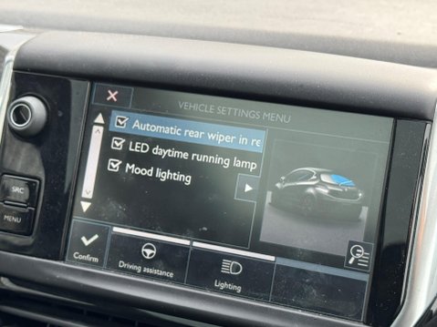 Peugeot 208 1.2 VTi PureTech Style Euro 5 3dr 18