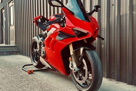 Ducati Panigale V4S Gen 2 27