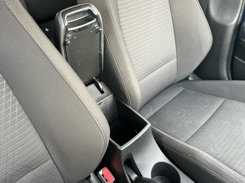 Hyundai i20 T-GDI PREMIUM MHEV 37