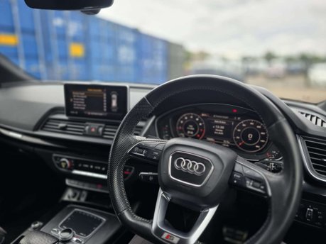 Audi Q5 2.0 TFSI 45 Black Edition SUV 5dr Petrol S Tronic quattro Euro 6 (s/s) (245 27