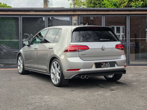 Volkswagen Golf 2.0 Golf GTD TDI Semi-Auto 5dr 31