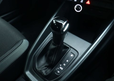 Audi A1 1.5 TFSI 35 S line Sportback 5dr Petrol S Tronic Euro 6 (s/s) (150 ps) 30