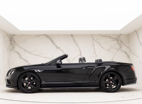 Bentley Continental GT V8 S Convertible Black Edition 2