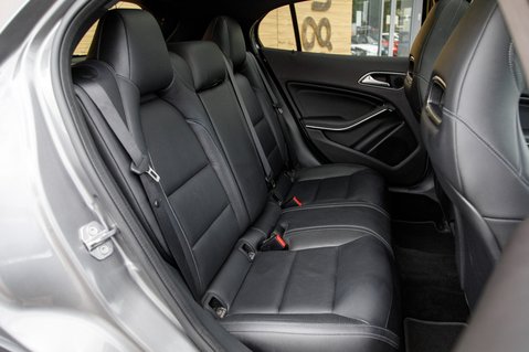 Mercedes-Benz GLA Class GLA 200 D 4MATIC AMG LINE PREMIUM PLUS 42
