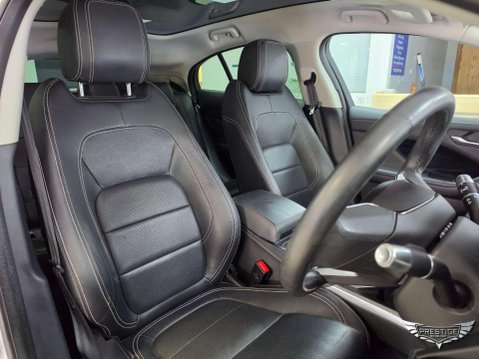 Jaguar I-Pace 400 90kWh SE Auto 4WD 5dr 85