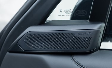 Land Rover Range Rover D350 AUTOBIOGRAPHY OVERFINCH 33