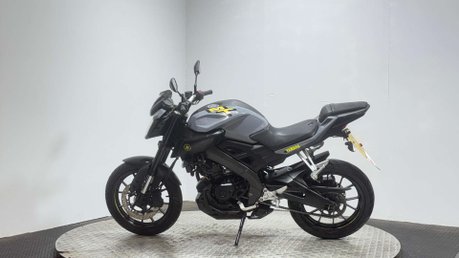Yamaha MT-125 MT 125 2016 16K GPR EXHAUST NEW MOT SERVICED 125CC NAKED 4