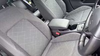 Volkswagen Golf 1.5 eTSI MHEV Life Hatchback 5dr Petrol Hybrid DSG Euro 6 (s/s) (150 ps) 23