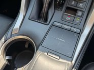 Lexus NX 2.5 NX 300h Takumi CVT 4WD 5dr 33