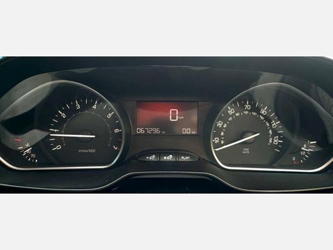 Peugeot 208 1.2 PureTech Active Hatchback 5dr Petrol Manual Euro 6 (s/s) (82 ps) 6
