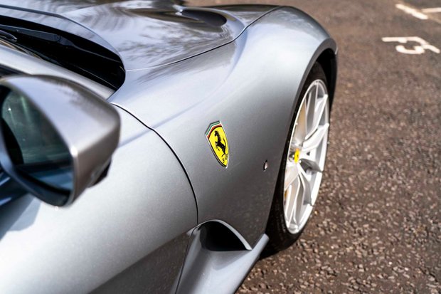 Ferrari 812 Superfast WARRANTY. FULL PPF. CARBON FIBRE INTERIOR & EXTERIOR. FRONT LIFT. 5