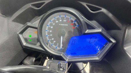 Lexmoto LXR 2021 10K MOT SERVICED FULL SIZE SPORTS BIKE 125CC RACE PIPE 21