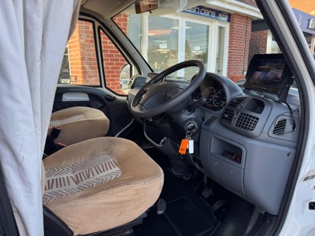 Swift Kon-Tiki 645 6 Berth 2.8 Fiat 15