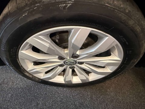 Volkswagen T-Roc 1.0 T-Roc SE TSi 5dr 57